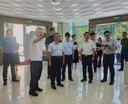 校领导莅临我院指导秋季学期开学工作